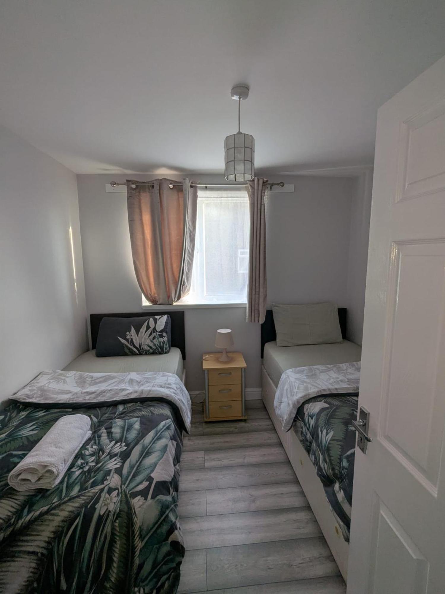 Nevendon A&A Apartment Basildon מראה חיצוני תמונה