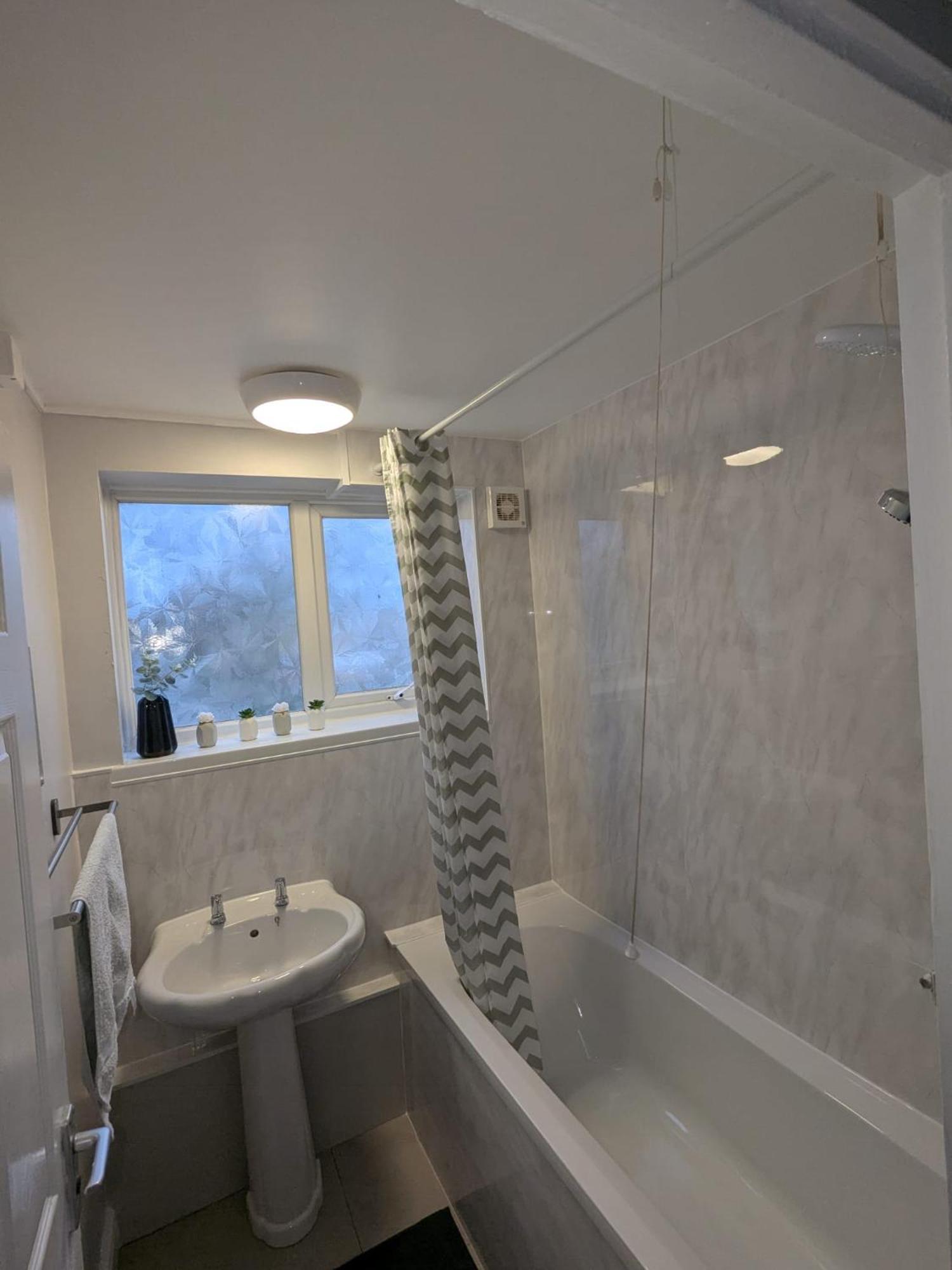 Nevendon A&A Apartment Basildon מראה חיצוני תמונה