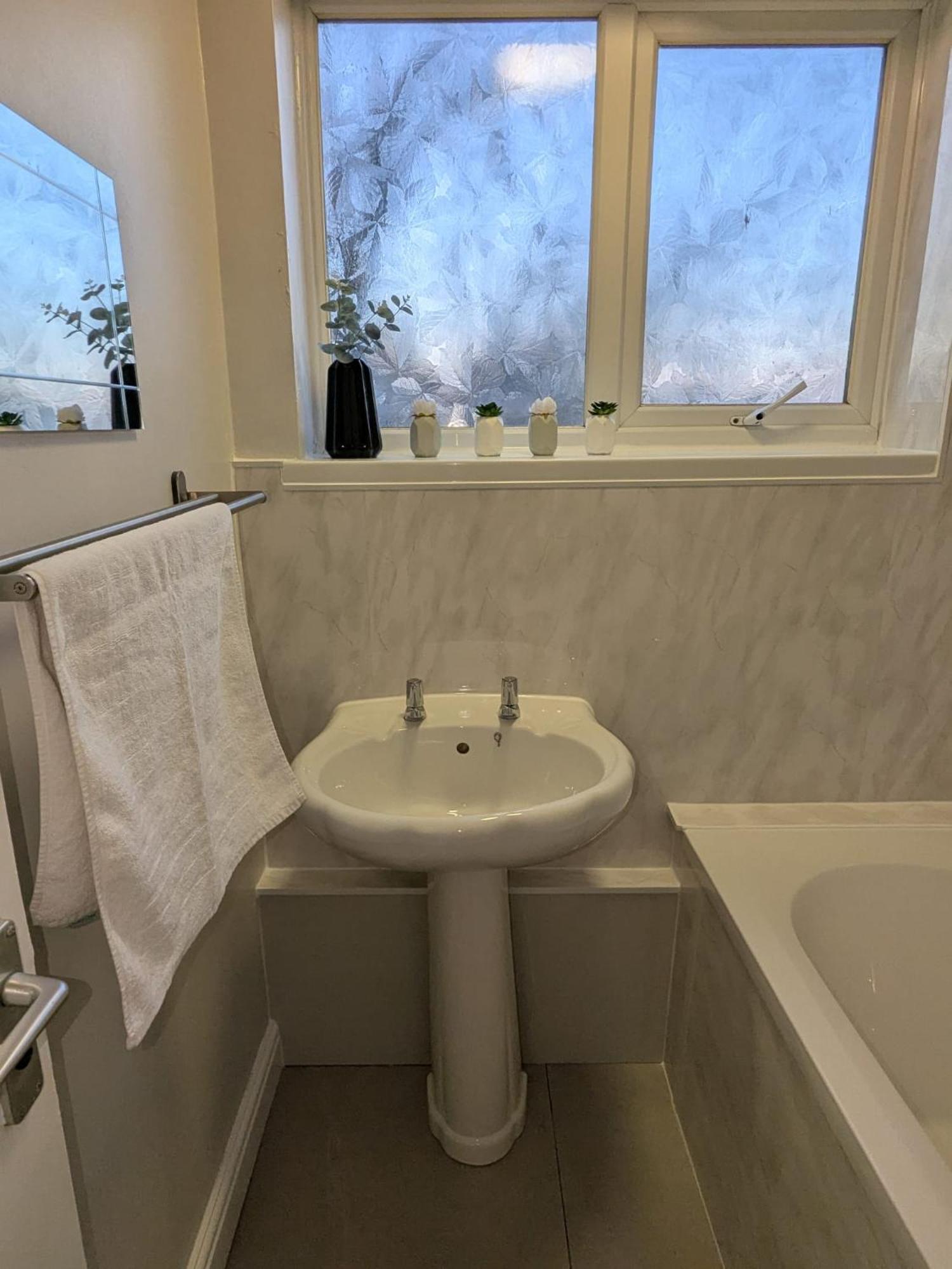 Nevendon A&A Apartment Basildon מראה חיצוני תמונה