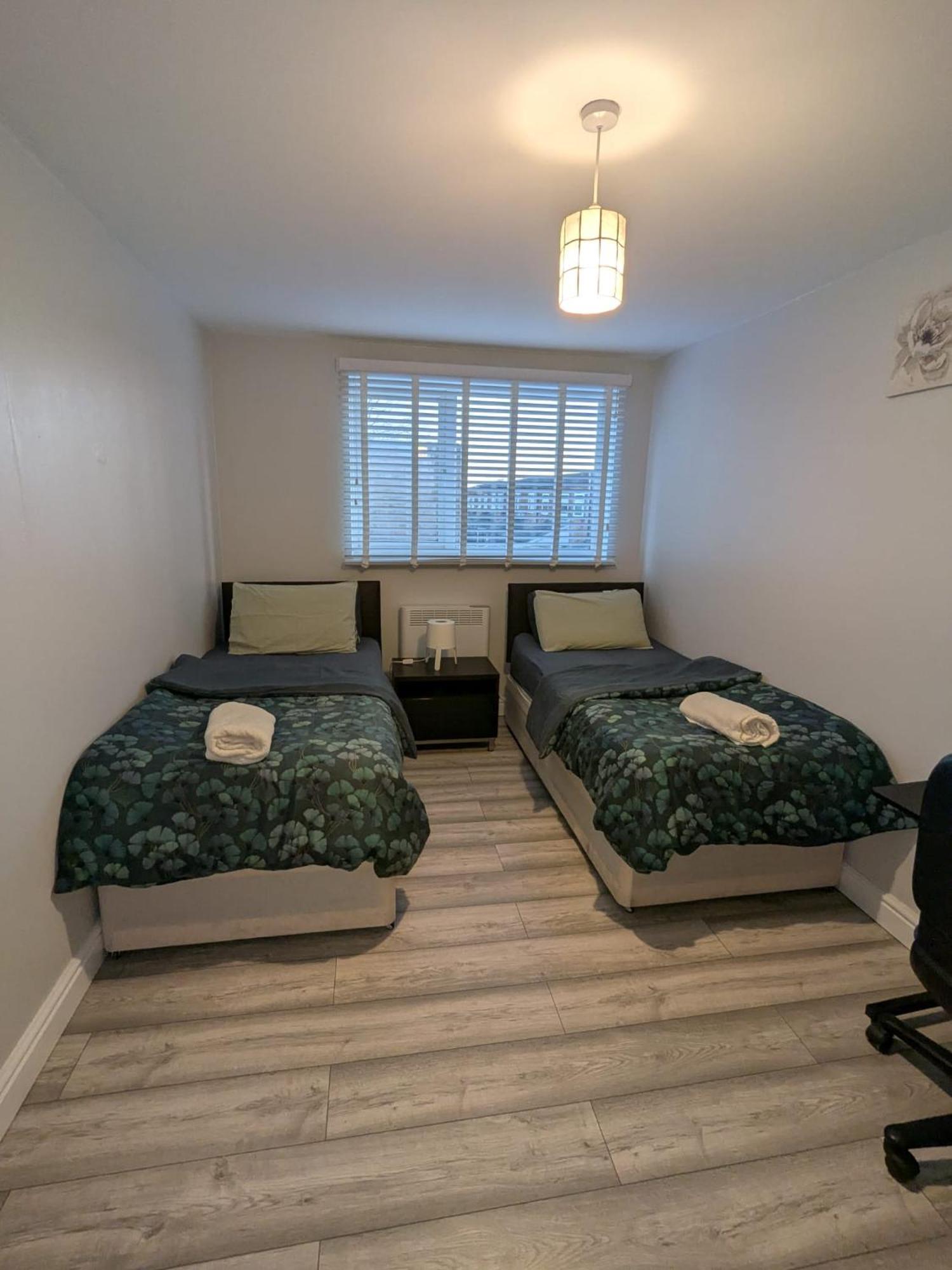 Nevendon A&A Apartment Basildon מראה חיצוני תמונה