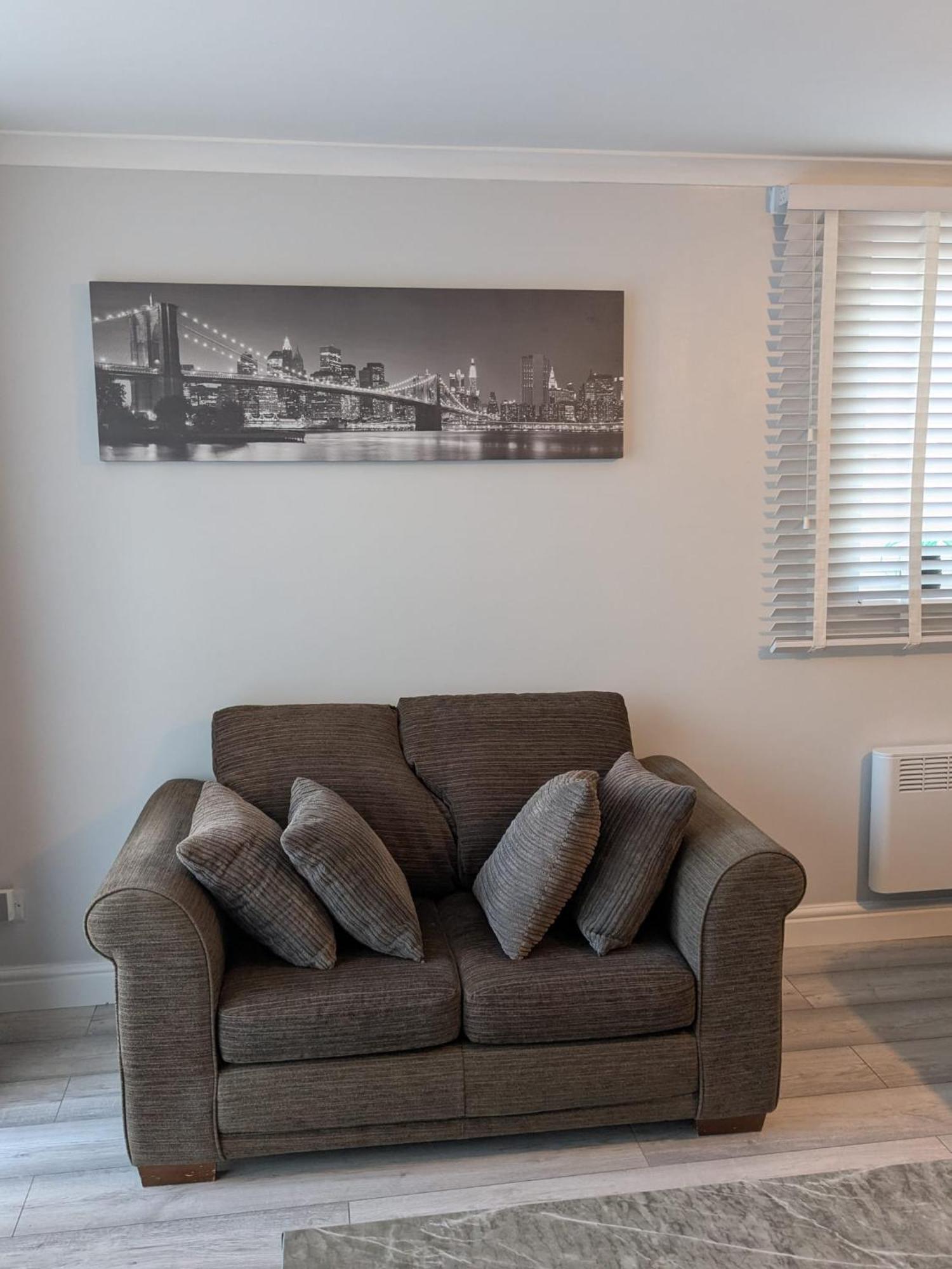 Nevendon A&A Apartment Basildon מראה חיצוני תמונה